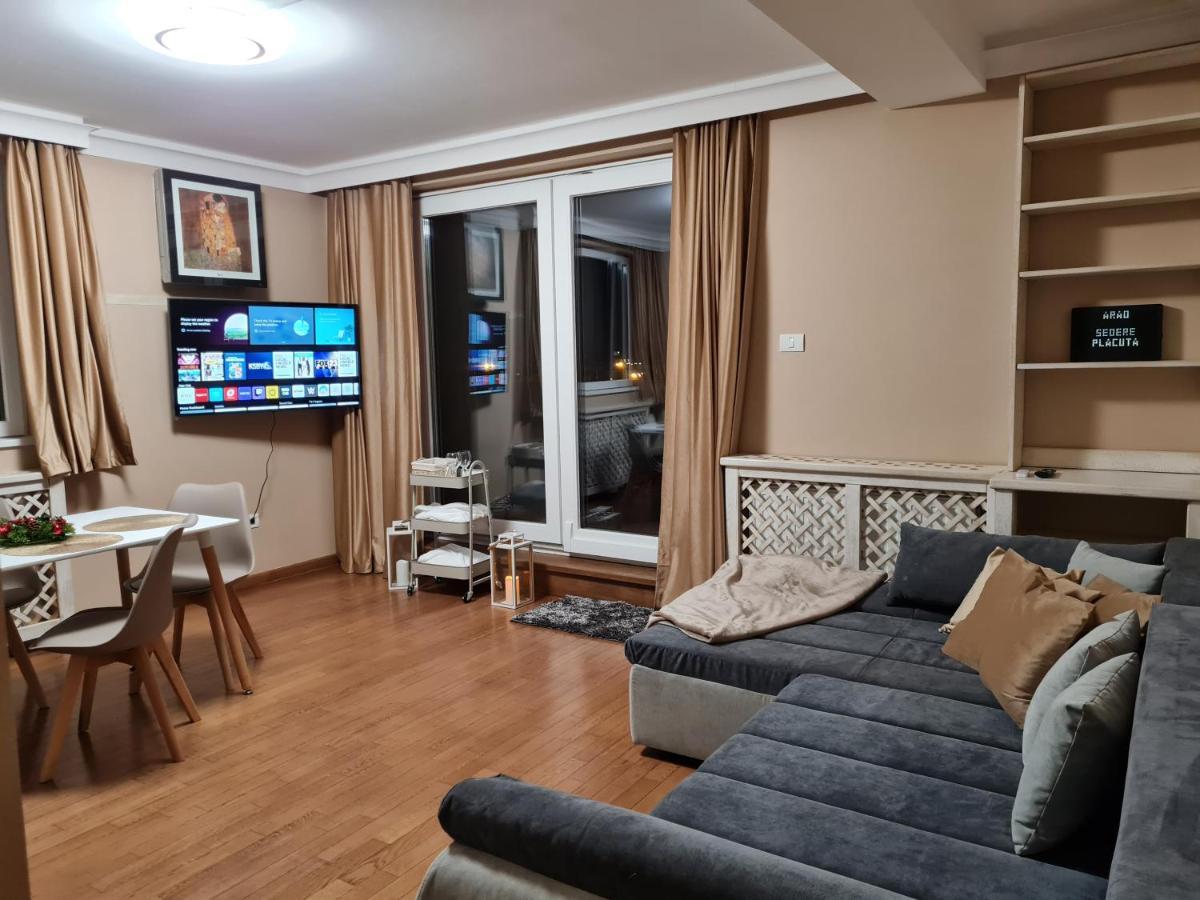 Arad Wellness Apartamento Exterior foto