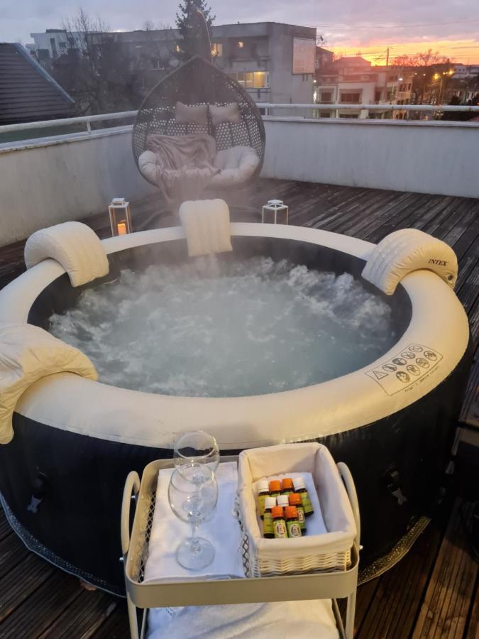 Arad Wellness Apartamento Exterior foto